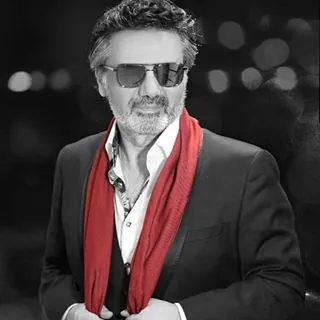 کفتر کاکل به سر